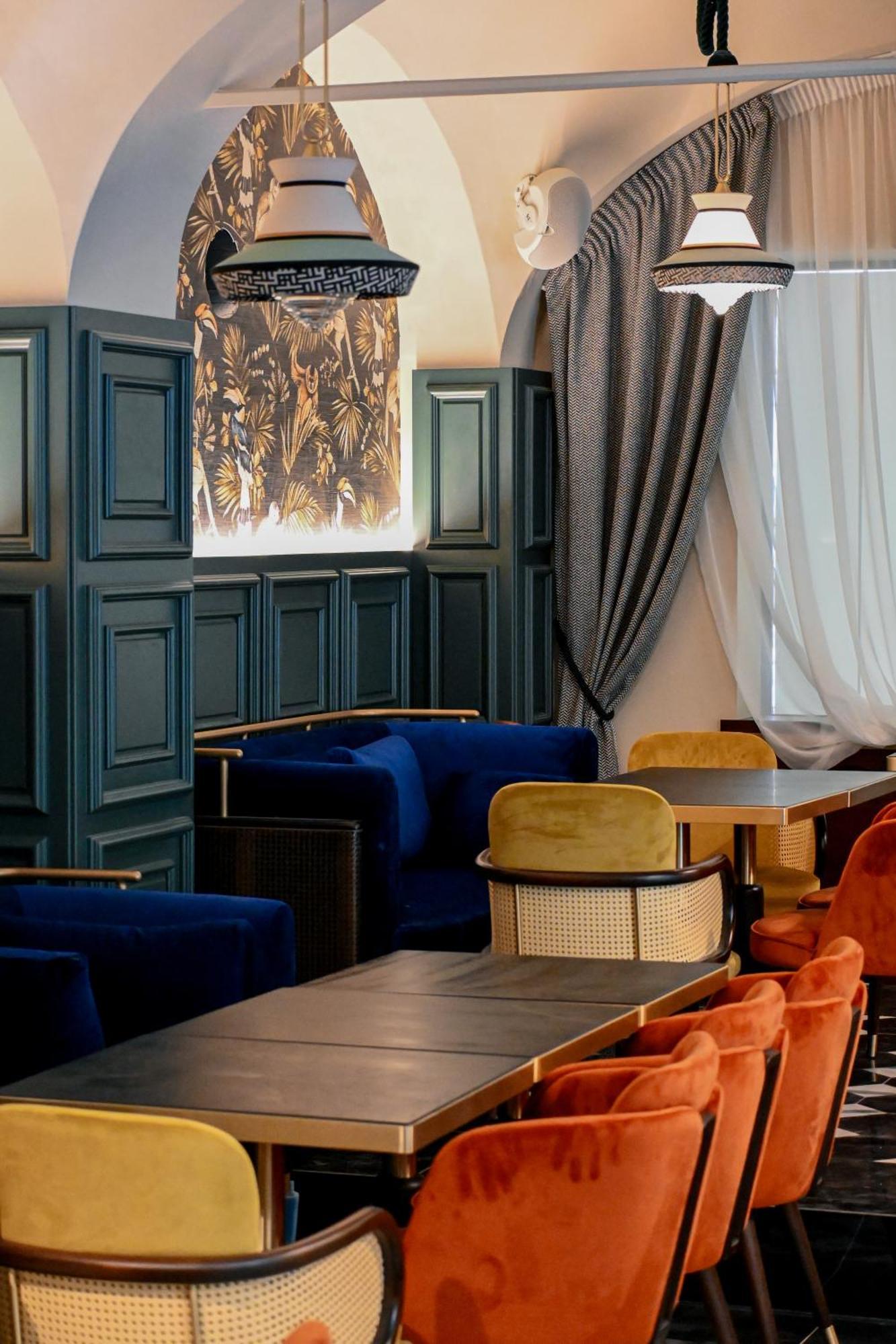 Royal Vega * Ljubljana