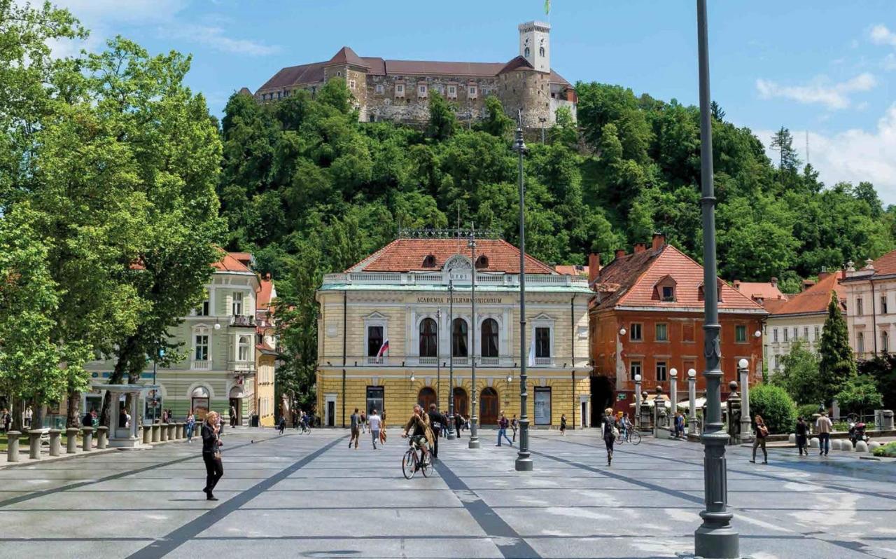Royal Vega Apartment Ljubljana